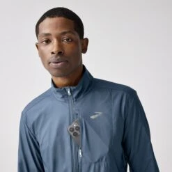 BROOKS Men's Fusion Hybrid Jacket 2.0 (455 - Blue Slate) -TCRunning Shop 211512 455 d1 fusion hybrid jacket 2 mens running jacket