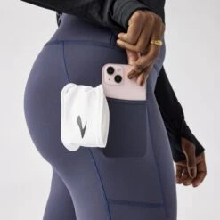 BROOKS Women's Momentum Thermal Tight 2.0 (459 - Dark Nightshadow/Speed Logo) -TCRunning Shop 221737 459 d2 momentum thermal tight 2 womens thermal running tight