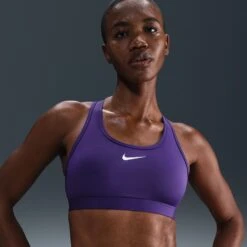 Nike Women’s Swoosh Medium Support Sports Bra (547 - Court Purple/White) -TCRunning Shop AURORA DX6821 547 PHSYMG01 2000