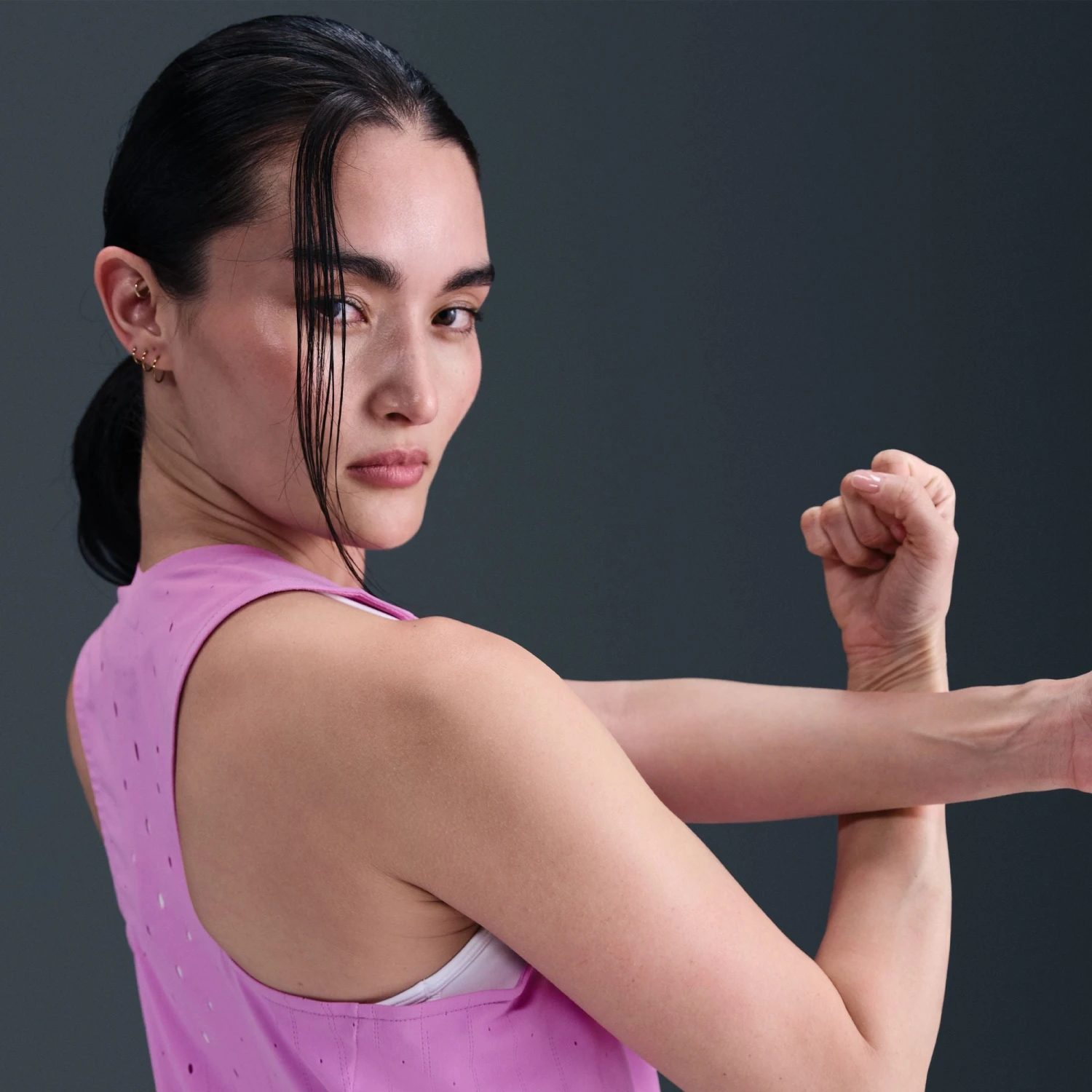 Nike Women's AeroSwift DRI-FIT ADV Running Singlet (532 - Rush Fuchsia/Aster Pink/Green Shock) 4 Nike Women's AeroSwift DRI-FIT ADV Running Singlet (532 - Rush Fuchsia/Aster Pink/Green Shock) - Image 4