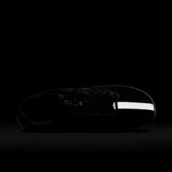 Nike Unisex Zoom Rival Distance (001 - Black/Metallic Silver-Black) -TCRunning Shop AURORA FZ9653 001 PHSTH200 2000