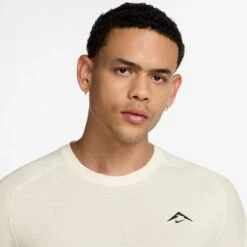 Nike Men's Solar Chase Dri-FIT ADV Short-Sleeve Running Top (133 - Solar Chase) -TCRunning Shop AURORA HJ3580 133 PHSYM001 2000