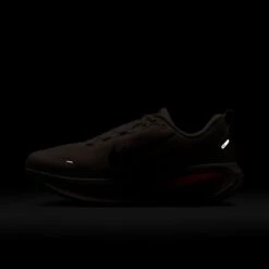 Nike Women's Vomero 18 (100 - Sail/Black-Bright Crimson-Laser Orange) -TCRunning Shop AURORA HM6804 100 PHSLH201 2000