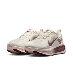 Nike Women's Vomero 18 (108 - Pale Ivory, Dark Team Red-Red Sepia) -TCRunning Shop AURORA HM6804 108 PHCFH001 2000