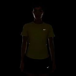 Nike Women's Swift Dri-FIT Short-Sleeve Running Top (712 - Light Zitron/Reflective Silver) -TCRunning Shop AURORA HM9698 712 PHSYM200 2000