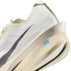 Nike Men’s Vaporfly 4 "Jakob Ingebrigtsen" (100 - Sail/Medium Ash-Metallic Gold Grain-Phantom) 13 Nike Men’s Vaporfly 4 "Jakob Ingebrigtsen" (100 - Sail/Medium Ash-Metallic Gold Grain-Phantom) -TCRunning Shop AURORA HV6107 100 PHSYD002 2000