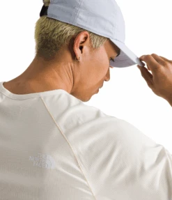 The North Face Men’s Sunriser Long-Sleeve (White Dune) -TCRunning Shop NF0A8BBNQLI HERO3