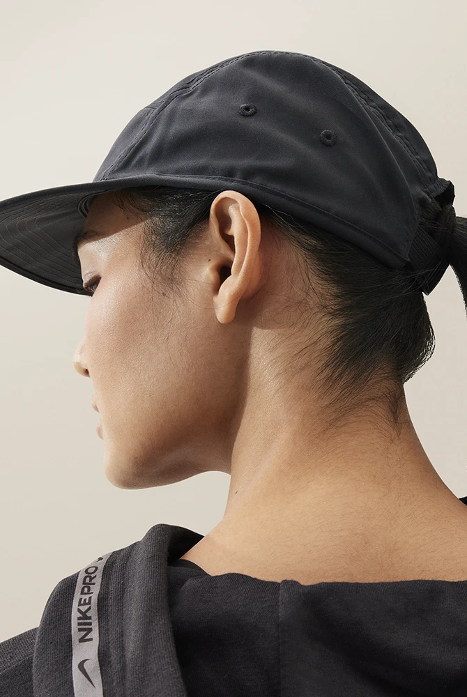 Nike Unisex DRI-Fit Fly Unstructured Swoosh Cap (010 - Black/Anthracite/White) 3 Nike Unisex DRI-Fit Fly Unstructured Swoosh Cap (010 - Black/Anthracite/White) - Image 3